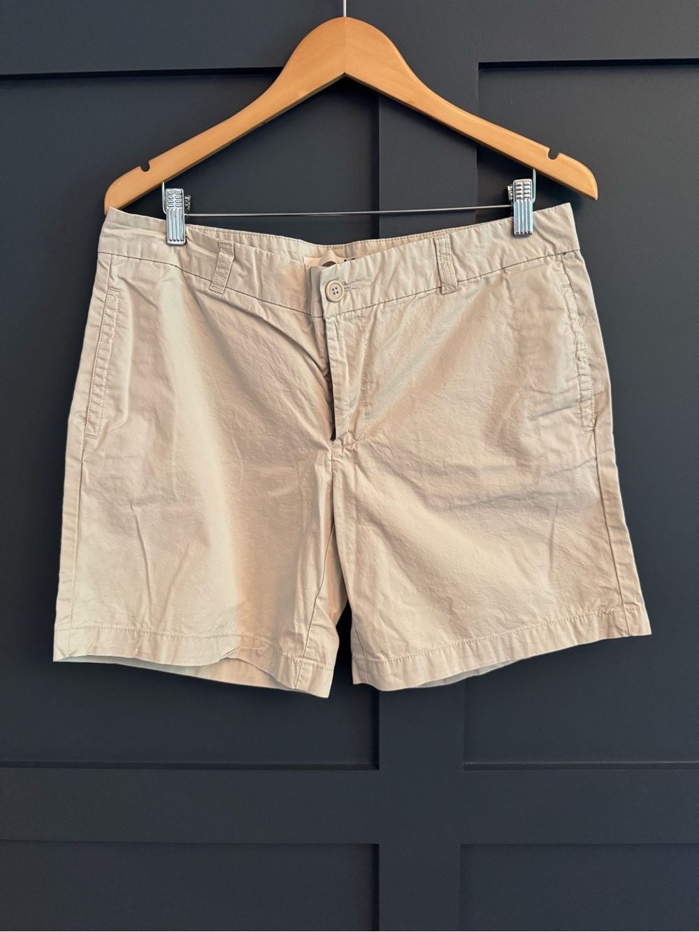 Joe Fresh Women's Light Beige Flat Front Shorts